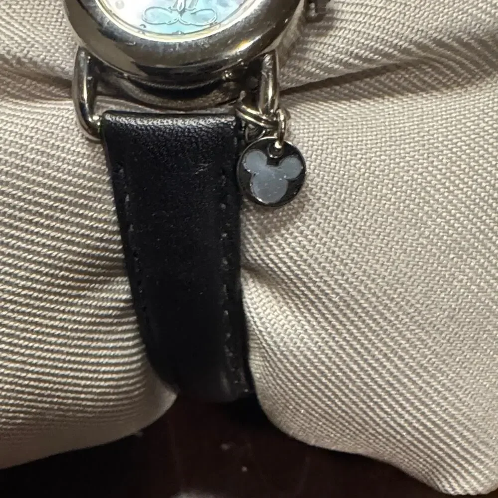 Disney for SII Marketing International | Mickey Mouse Watch with charm